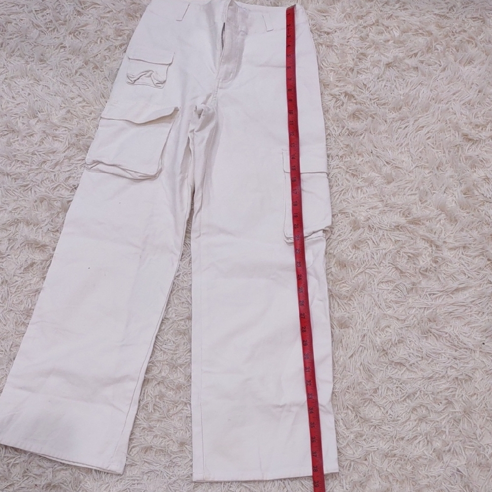 Aritzia Cream Pants - Picture 2 of 9
